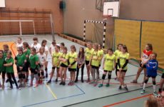 Więcej o: Kinder+Sport rozgrywki mini siatkówki dziewcząt